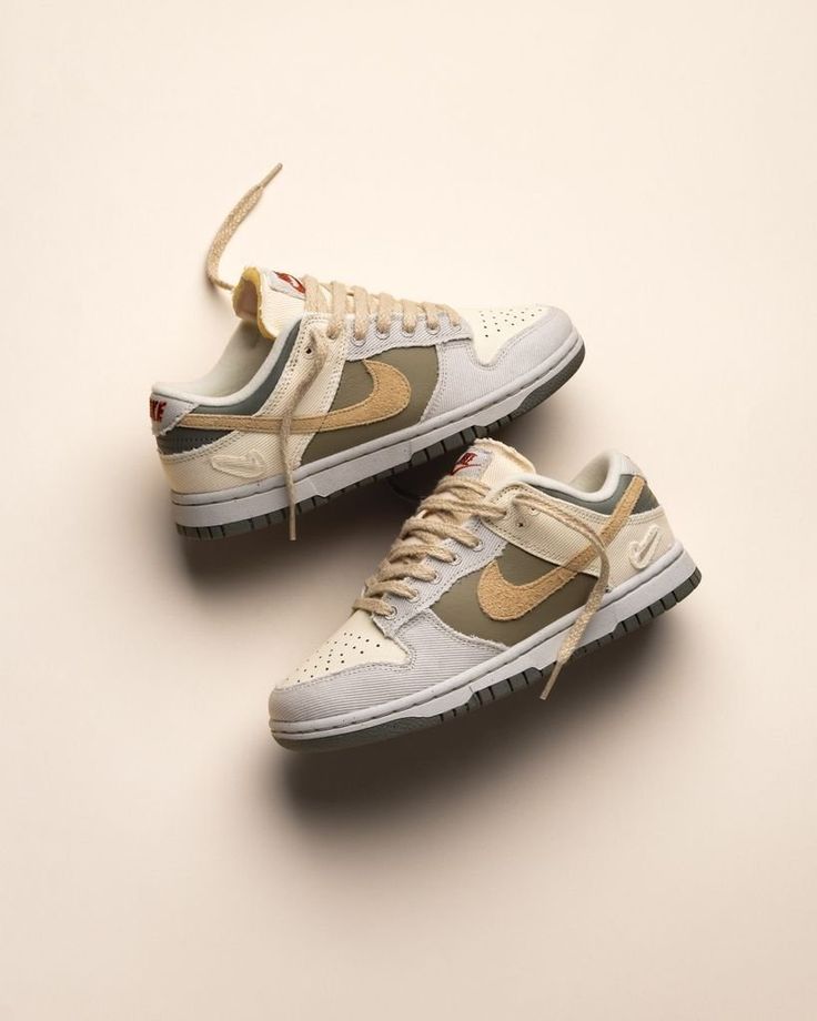 on sale nike dunk low (w) sesame alabaster